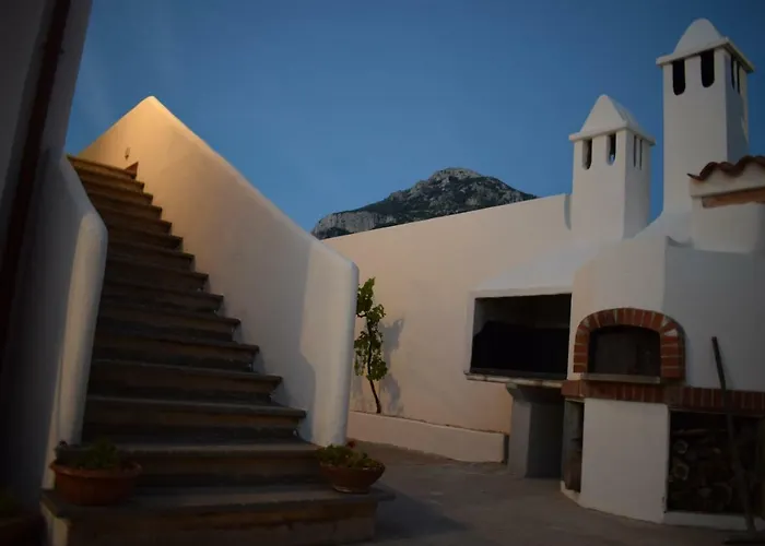 Canne Al Vento 3* Galtellì